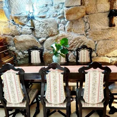 Holibai, Mina Xoia, Con Historia Y Jardin Exquisito En Galicia Апартаменты *