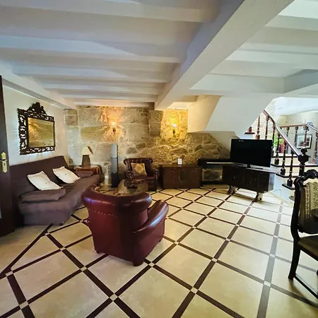 Holibai, Mina Xoia, Con Historia Y Jardin Exquisito En Galicia * Baiona