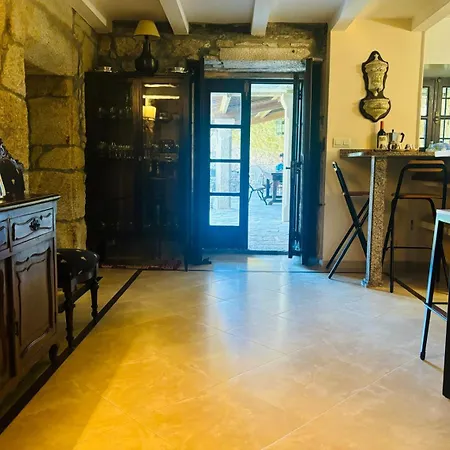 Holibai, Mina Xoia, Con Historia Y Jardin Exquisito En Galicia * Baiona